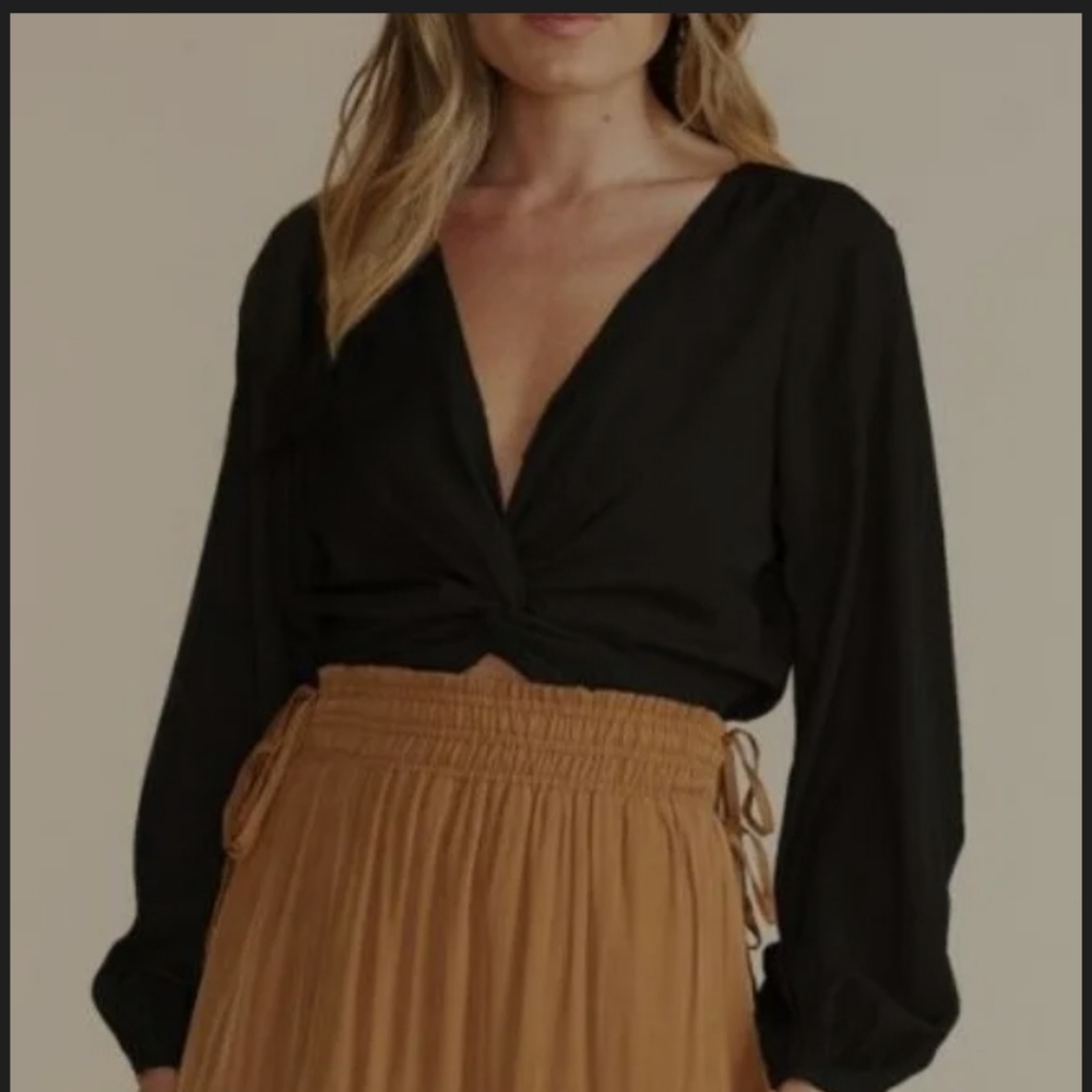 Mink Pink Harper twist long sleeve Large
